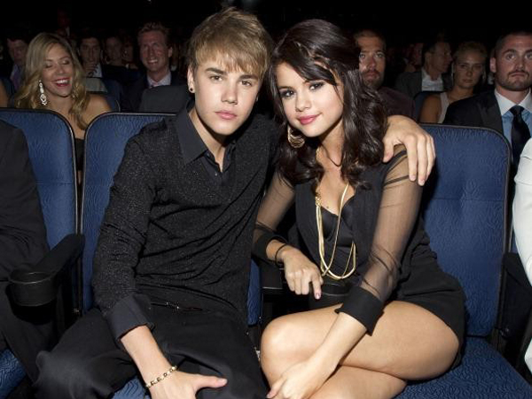 Lagi, Justin Bieber Tulis Lagu Tentang Selena Gomez?